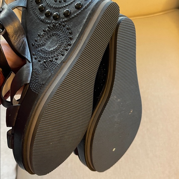 COACH Catalina Black Leather Wedge Sandals | NEW | Size 8 - Picture 7 of 11